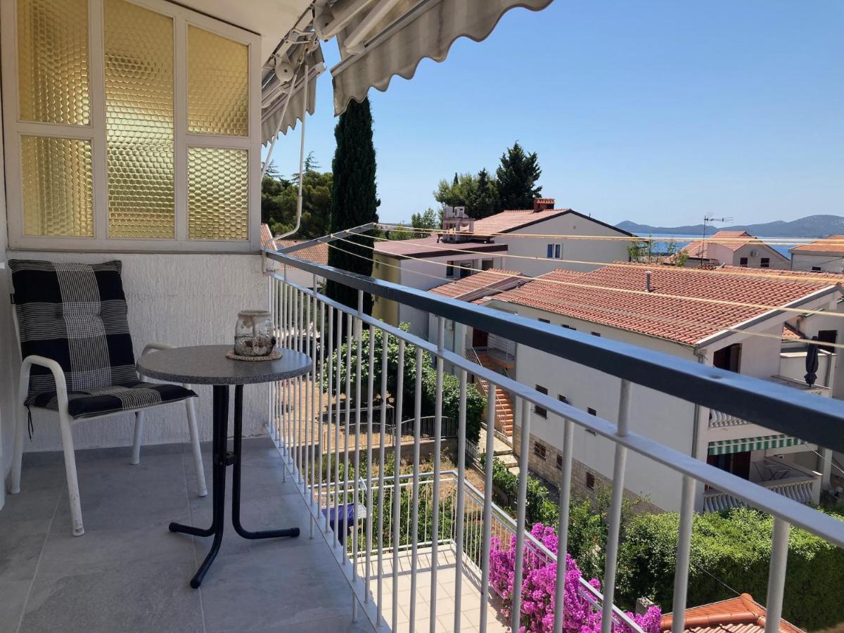 Apartments Villa Agatha Sveti Filip i Jakov Eksteriør bilde