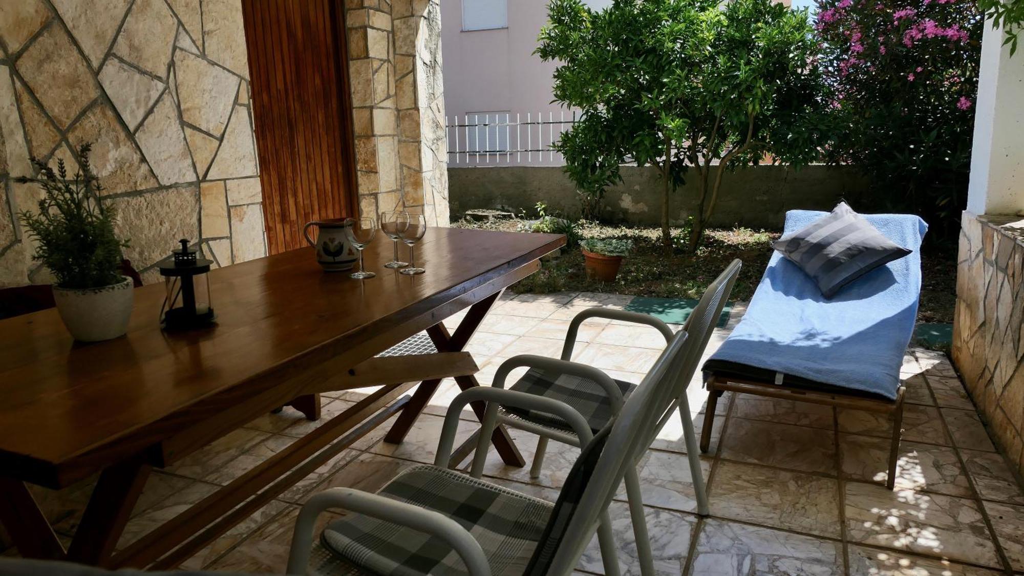 Apartments Villa Agatha Sveti Filip i Jakov Rom bilde