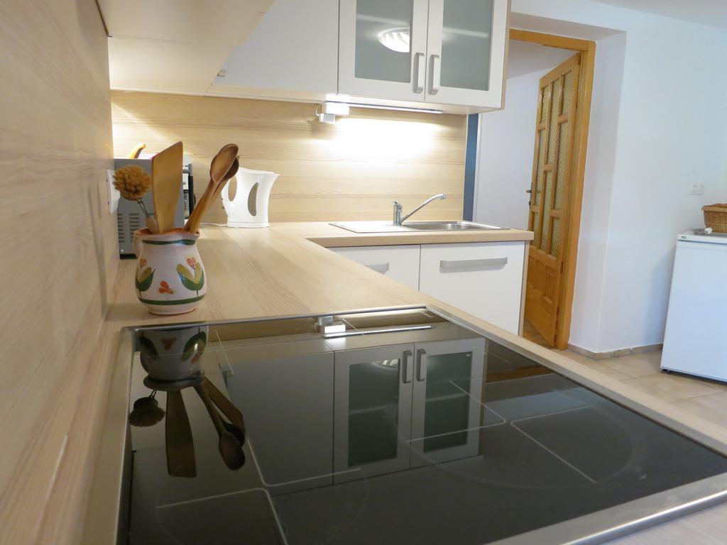 Apartments Villa Agatha Sveti Filip i Jakov Eksteriør bilde