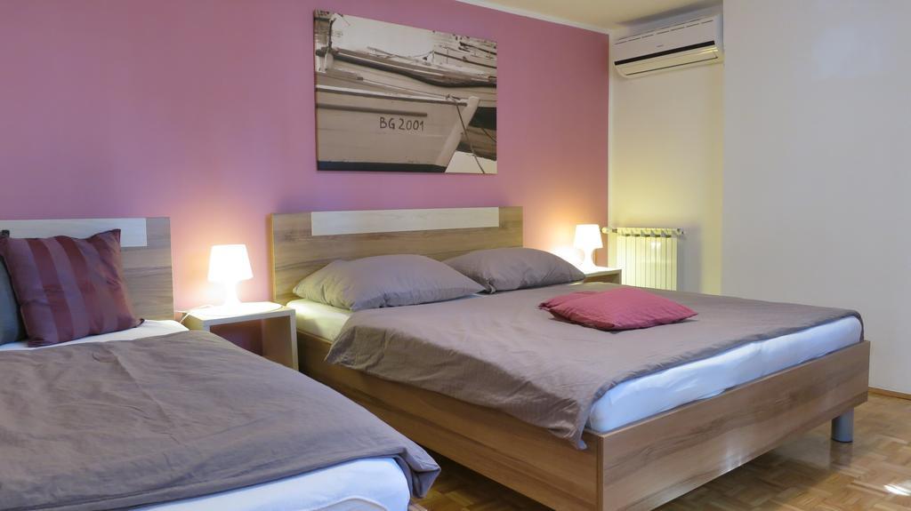 Apartments Villa Agatha Sveti Filip i Jakov Eksteriør bilde